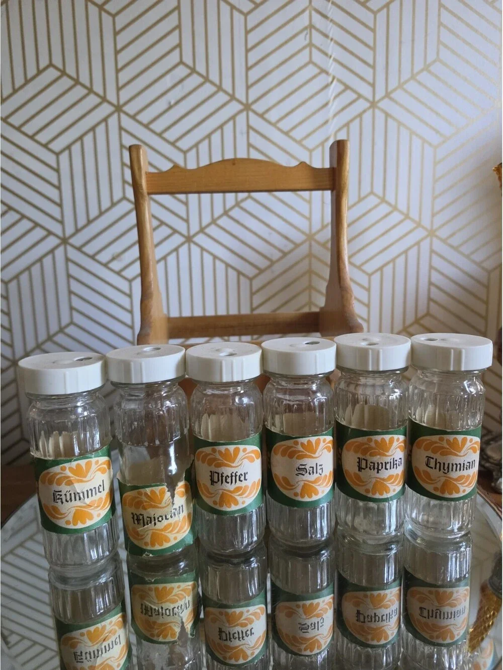 Vintage Wooden Spice Caddy W 6 Glass Jars With Dispenser Lids
